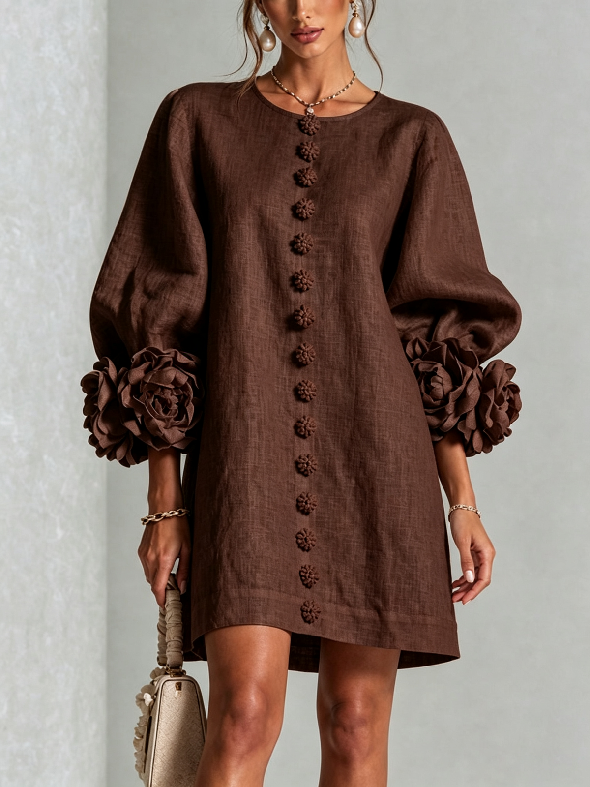 Bruna | Abito Mini in Misto Lino con Polsini a Rosa – Marrone Cioccolato